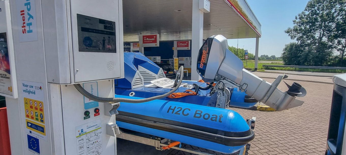 2023 09 04 seahelp h2c boat deep blue torqeedo wasserstoff antrieb tanken 1536x691
